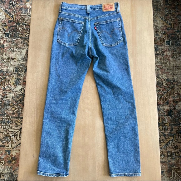 Levi’s Wedgie Straight Button Fly Blue Denim Jeans - Picture 7 of 9
